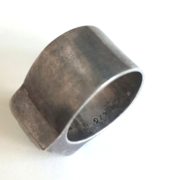 Vintage 925 Sterling Silver Ring w Faceted Garnet Gemstone - Picture 5 of 12